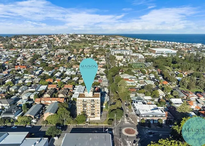 Central Cooks Hill Apartment