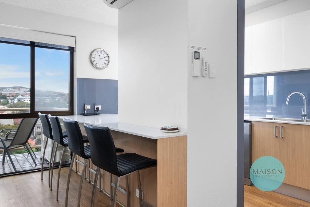 Cooks Hill Apartment *